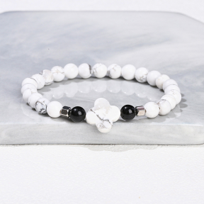 White Howlite Clover Bracelet